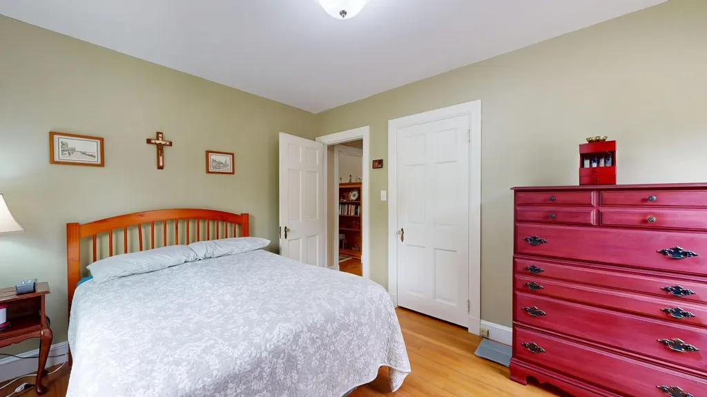 380 East Avenue Lewiston ME 04240