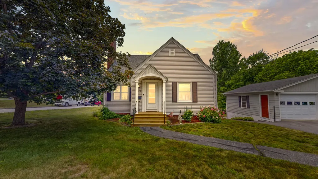 380 East Avenue Lewiston ME 04240