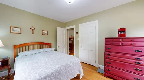 380 East Avenue Lewiston ME 04240