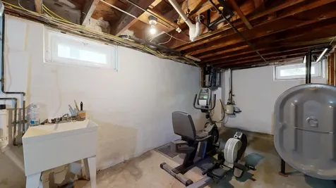 380 East Avenue Lewiston ME 04240