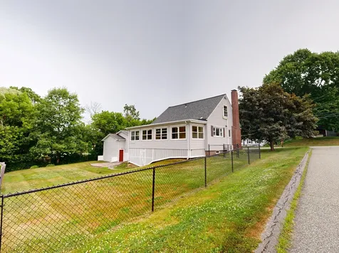 380 East Avenue Lewiston ME 04240