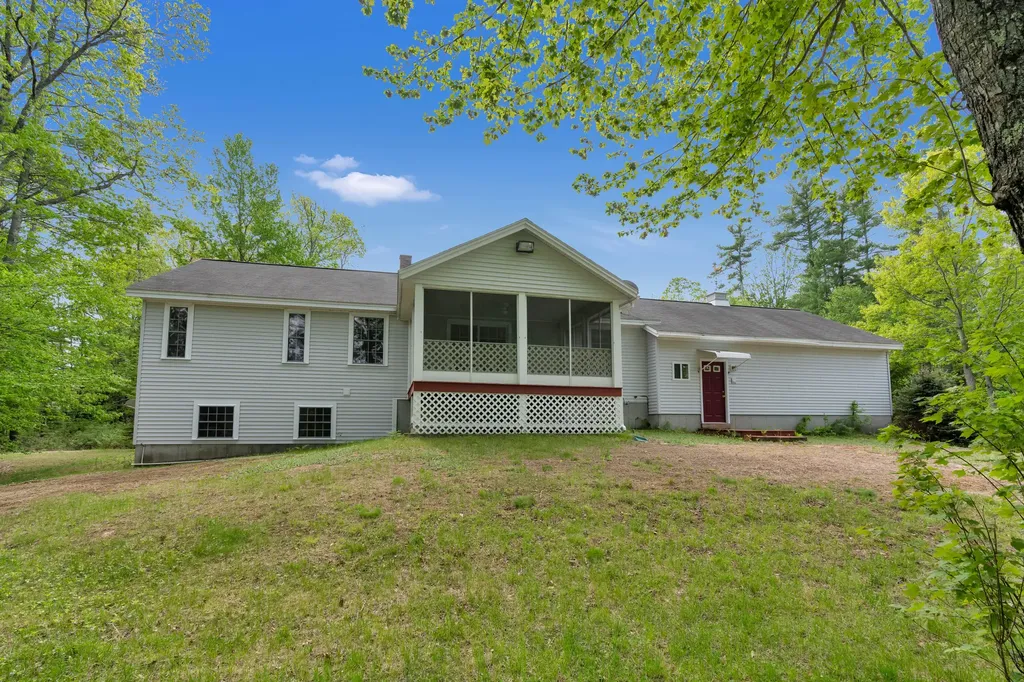 5 Lakeside Terrace Shapleigh ME 04076