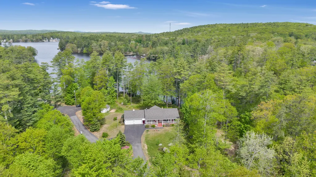 5 Lakeside Terrace Shapleigh ME 04076