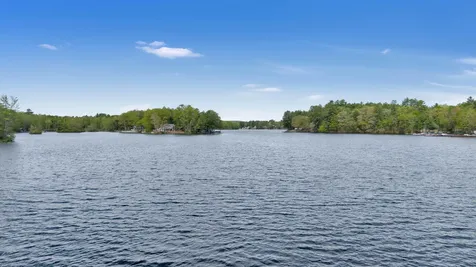 5 Lakeside Terrace Shapleigh ME 04076
