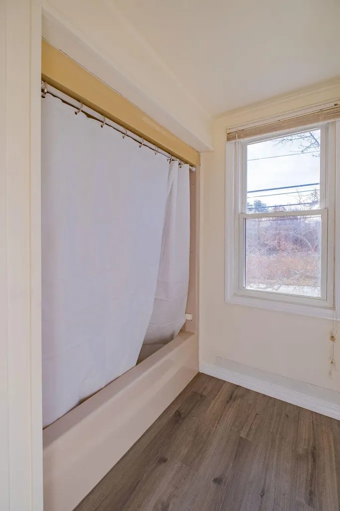 415 Bath Road Brunswick ME 04011