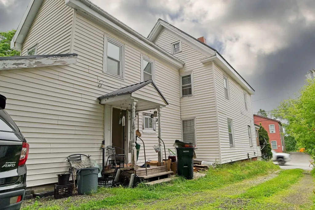 374 Hancock Street Bangor ME 04401
