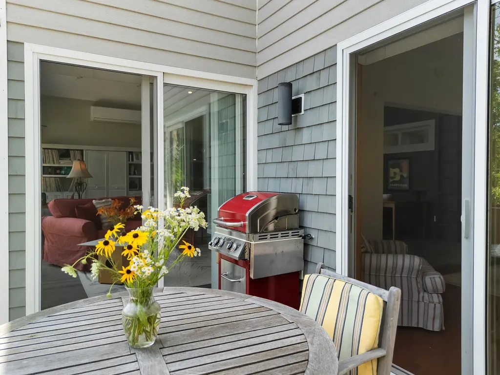 4 Acadia Drive Rockland ME 04841