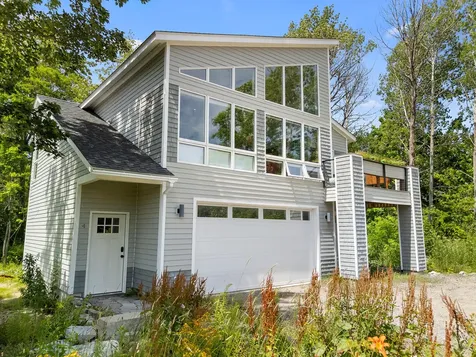 4 Acadia Drive Rockland ME 04841