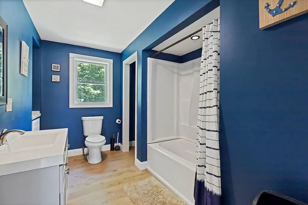 211 Dinsmore Road Sidney ME 04330