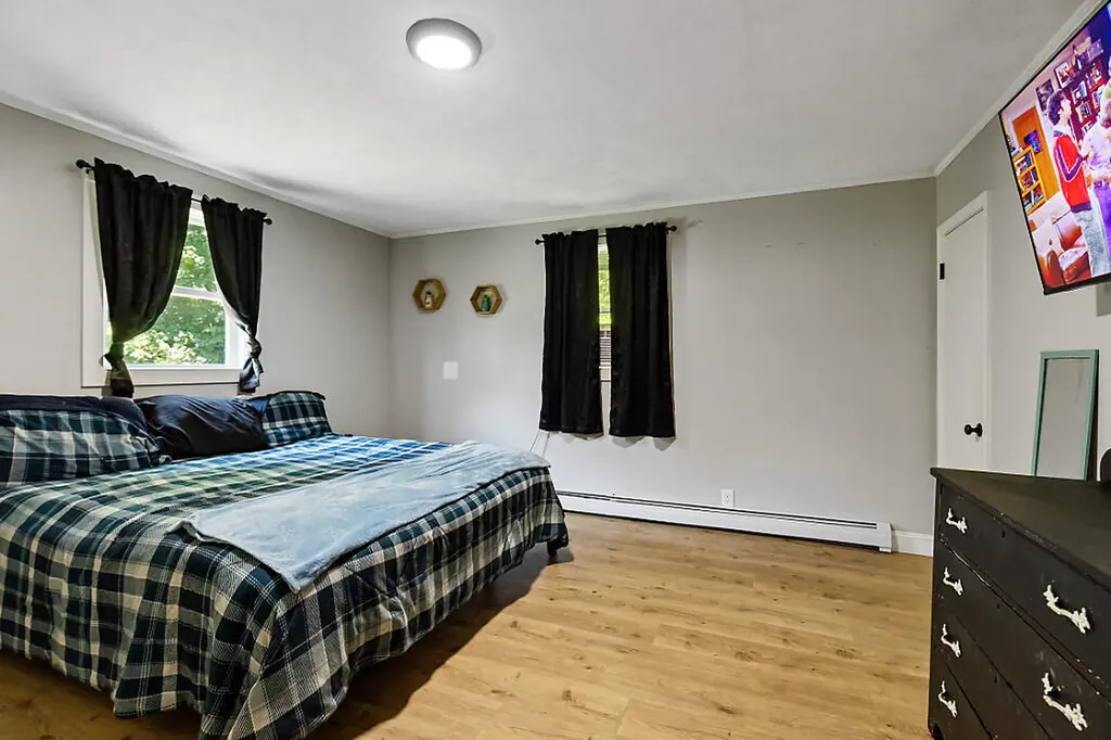 211 Dinsmore Road Sidney ME 04330
