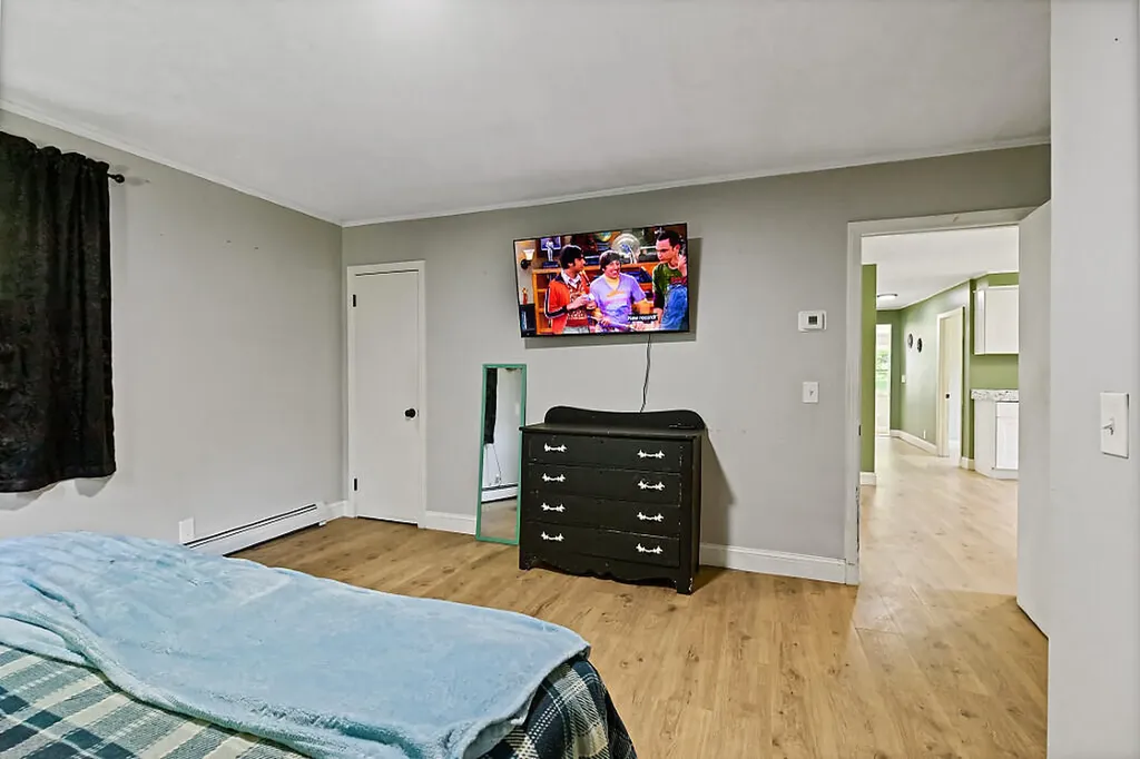 211 Dinsmore Road Sidney ME 04330