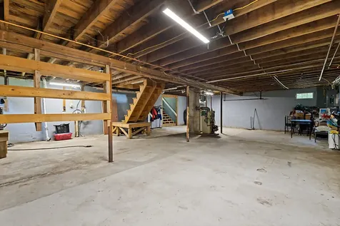 211 Dinsmore Road Sidney ME 04330
