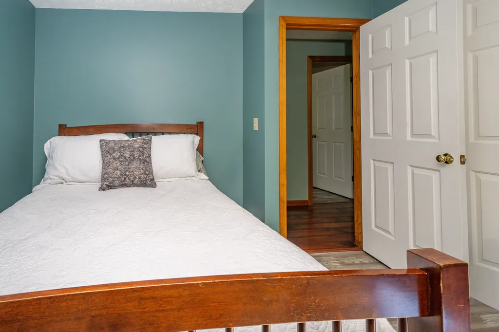67 Plummer Road Palermo ME 04354