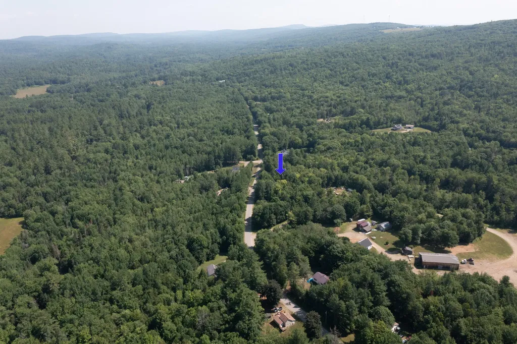 67 Plummer Road Palermo ME 04354