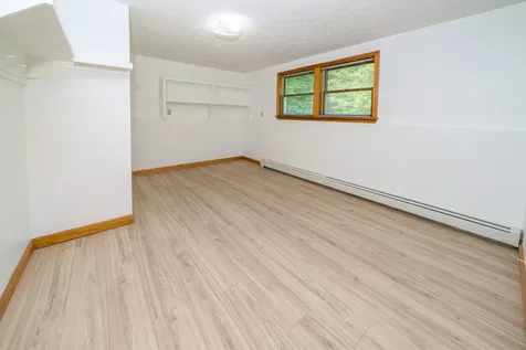 67 Plummer Road Palermo ME 04354