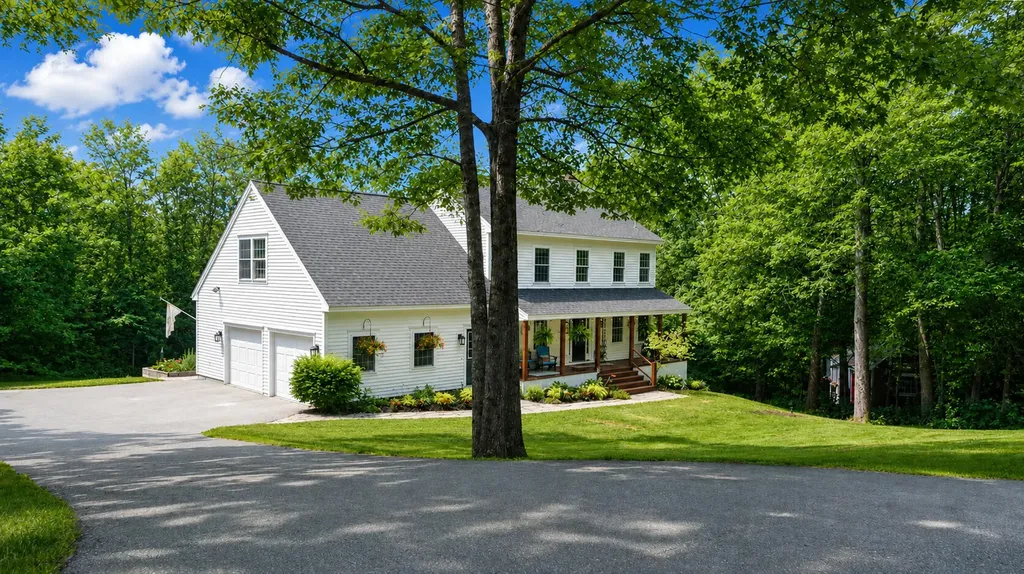 20 Kimberley Circle Brunswick ME 04011