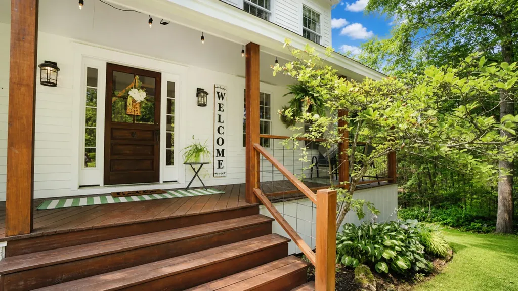 20 Kimberley Circle Brunswick ME 04011
