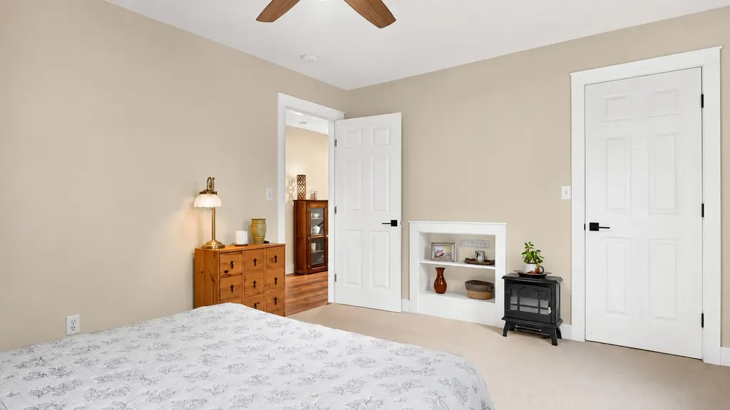 20 Kimberley Circle Brunswick ME 04011