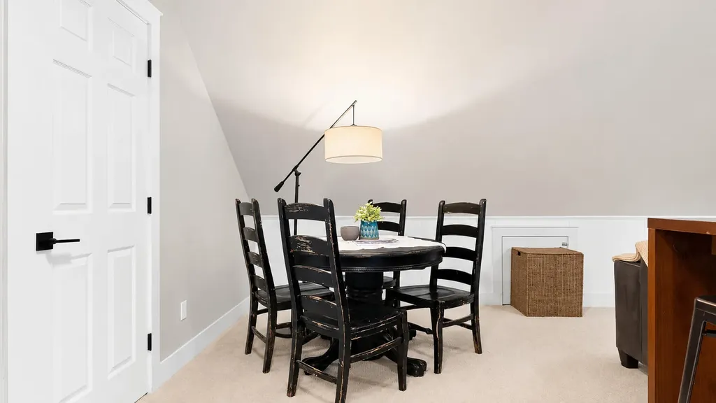 20 Kimberley Circle Brunswick ME 04011