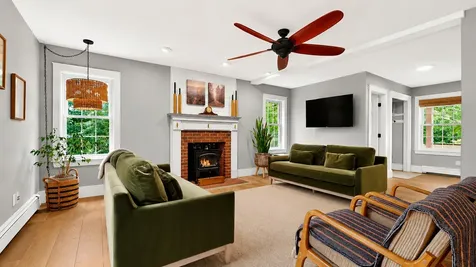 20 Kimberley Circle Brunswick ME 04011