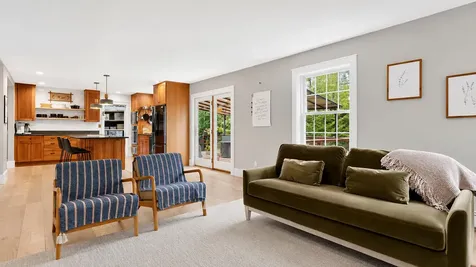 20 Kimberley Circle Brunswick ME 04011