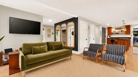 20 Kimberley Circle Brunswick ME 04011
