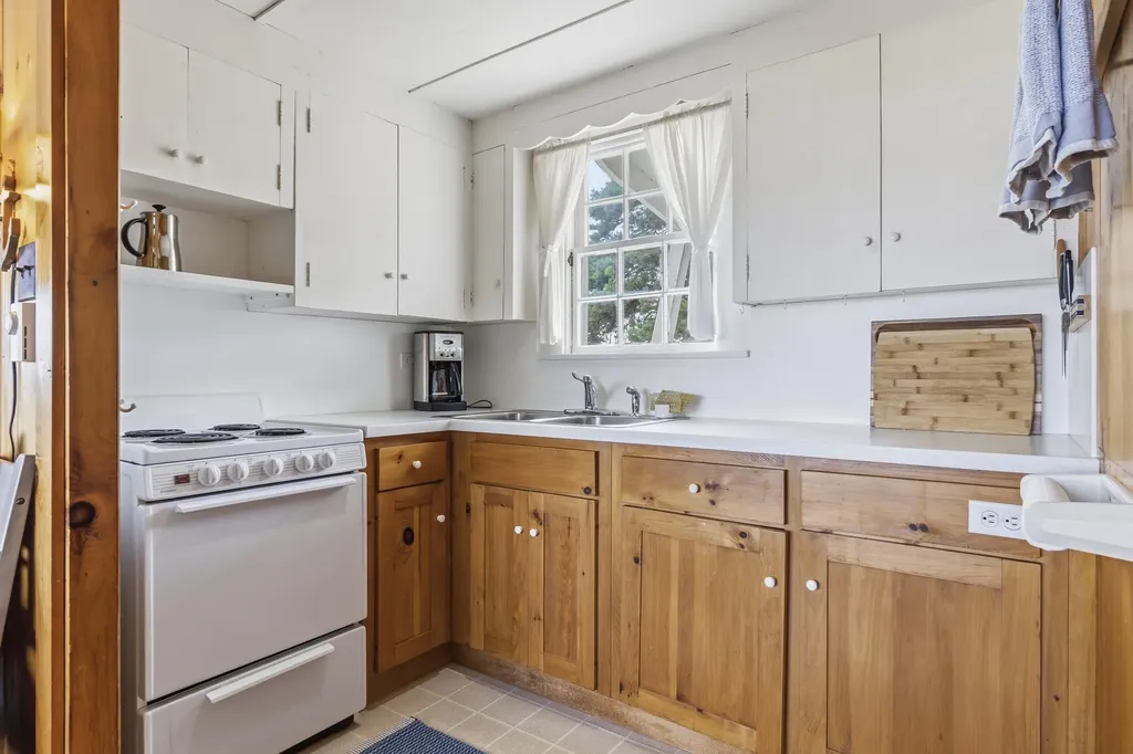 7 Pond Island Way Phippsburg ME 04562