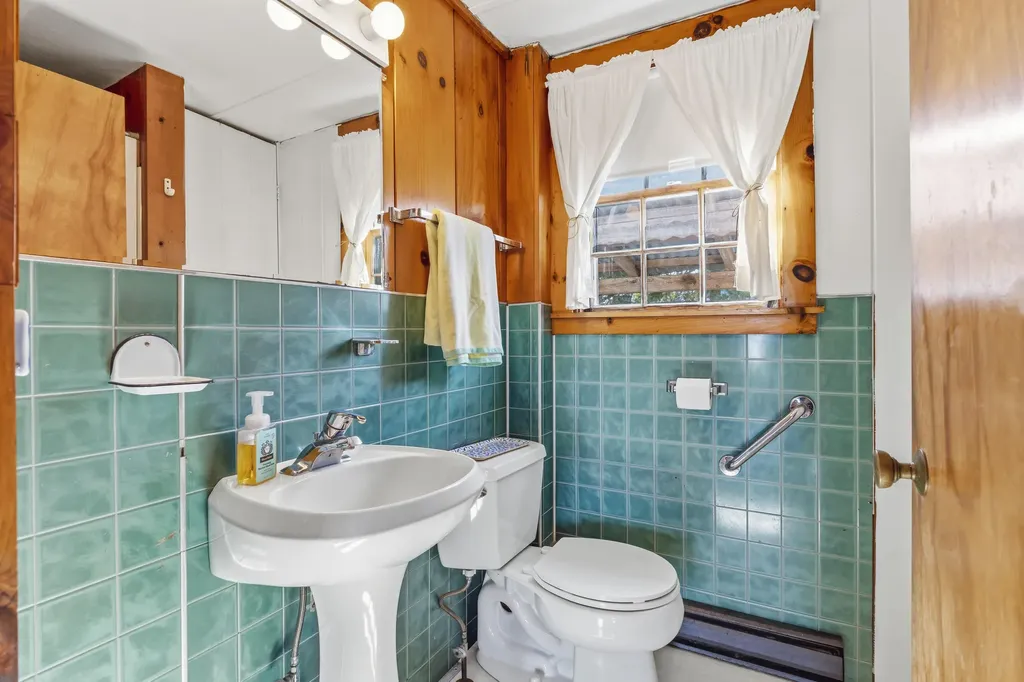 7 Pond Island Way Phippsburg ME 04562