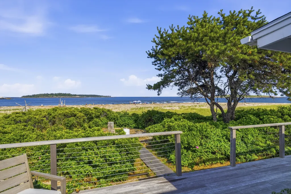 7 Pond Island Way Phippsburg ME 04562