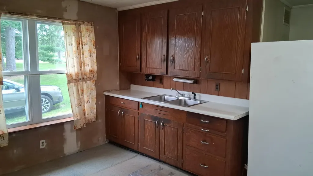 380 Clinton Avenue Winslow ME 04901