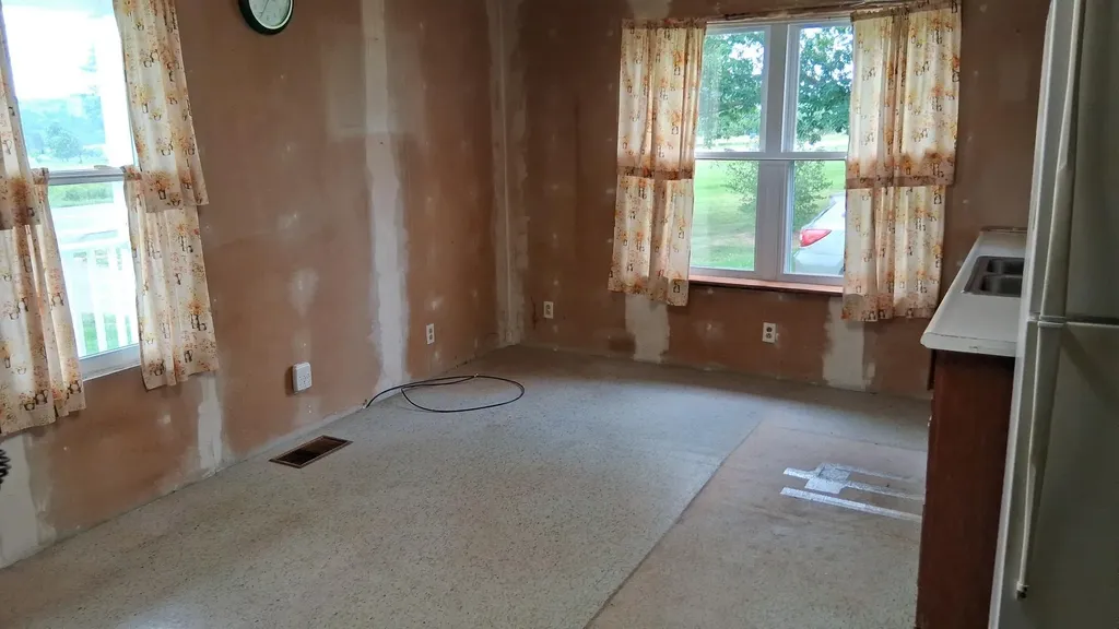 380 Clinton Avenue Winslow ME 04901