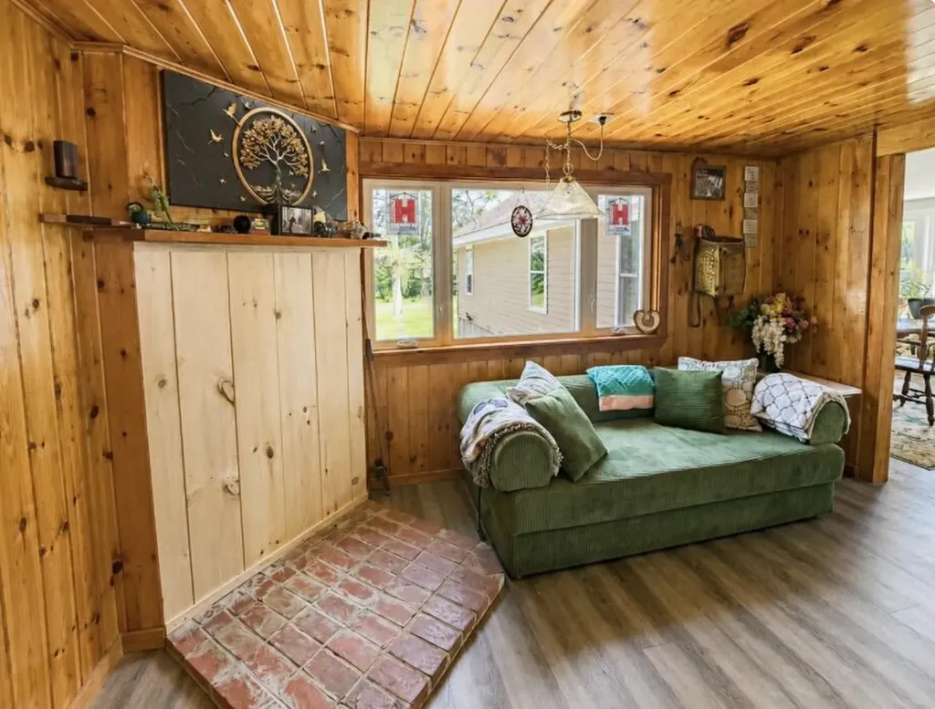 34 Cricket Lane Sebago ME 04029
