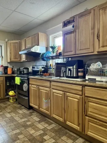 26 Cook Street Auburn ME 04210