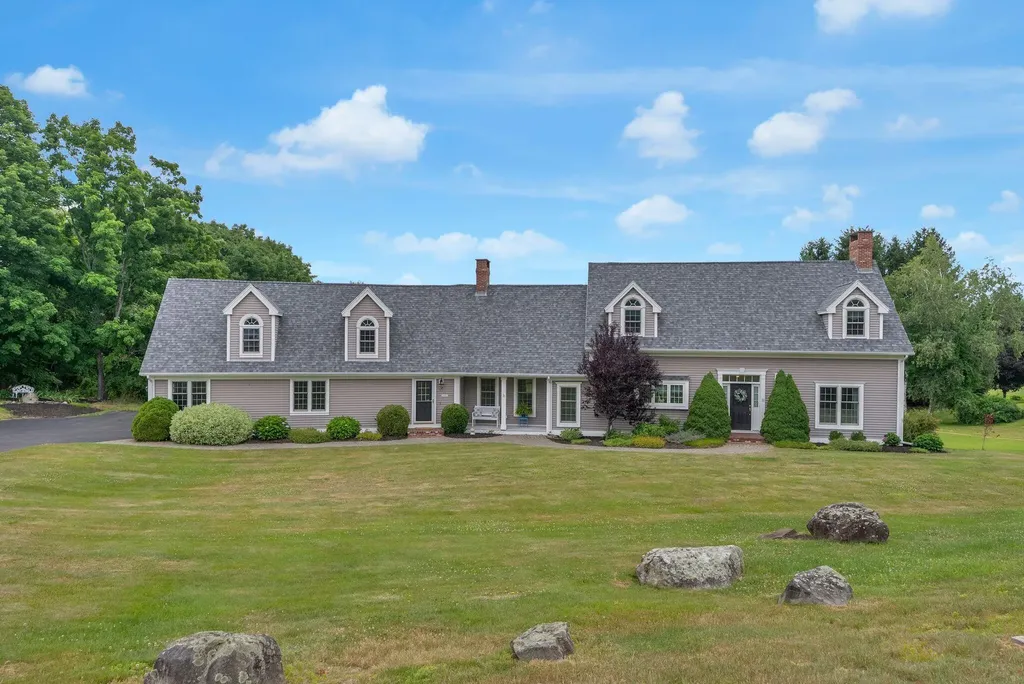 11 Valley View Drive Gorham ME 04038