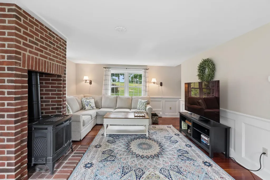 11 Valley View Drive Gorham ME 04038