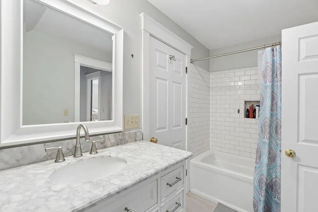 11 Valley View Drive Gorham ME 04038