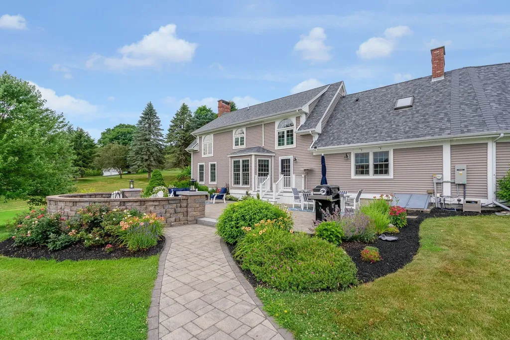 11 Valley View Drive Gorham ME 04038