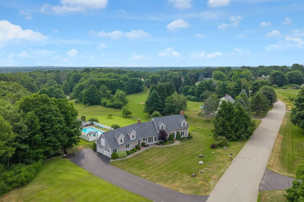 11 Valley View Drive Gorham ME 04038