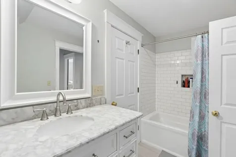 11 Valley View Drive Gorham ME 04038