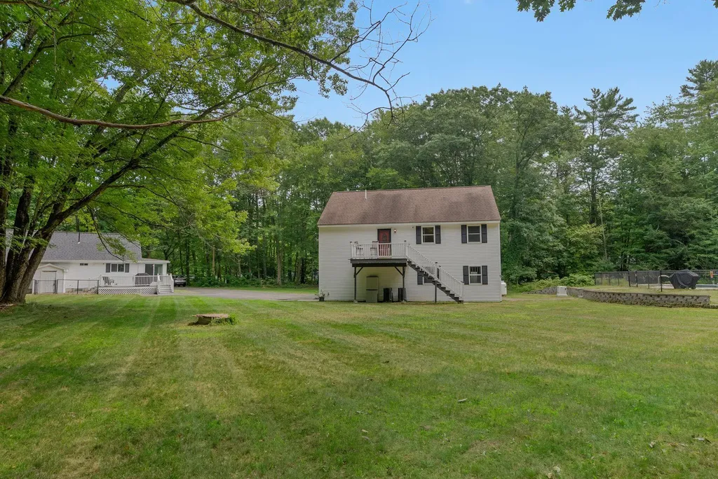 386 Gorham Road Scarborough ME 04074