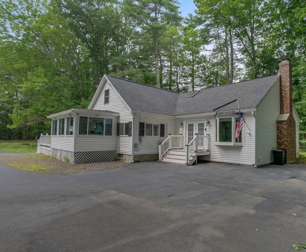 386 Gorham Road Scarborough ME 04074