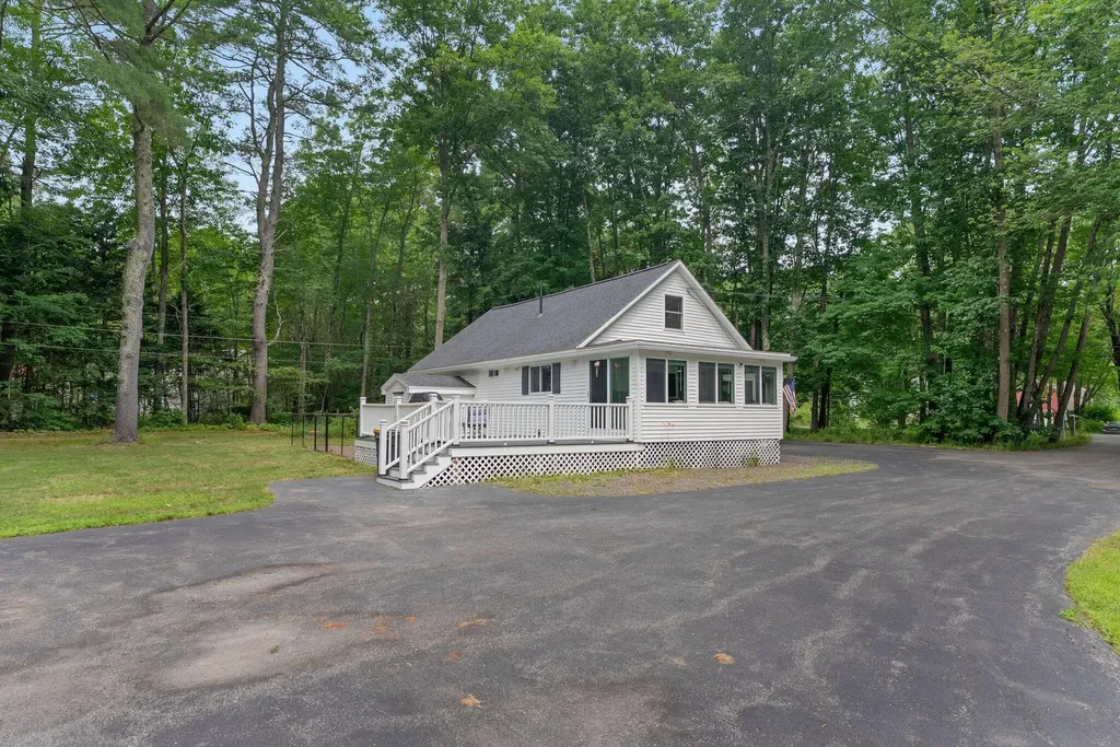 386 Gorham Road Scarborough ME 04074