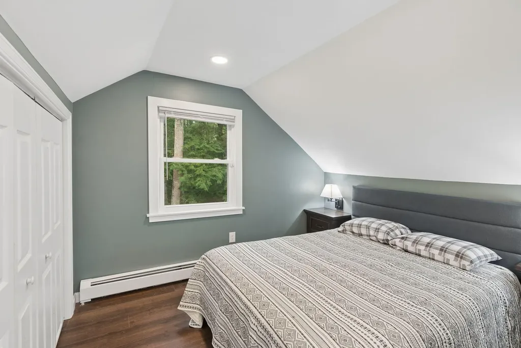 386 Gorham Road Scarborough ME 04074