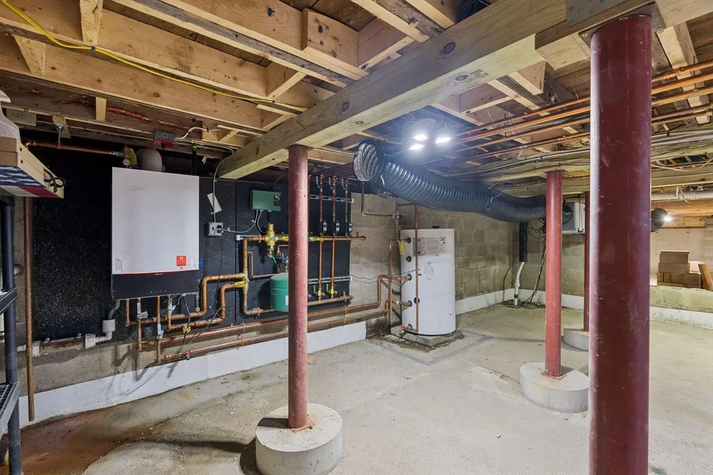 386 Gorham Road Scarborough ME 04074