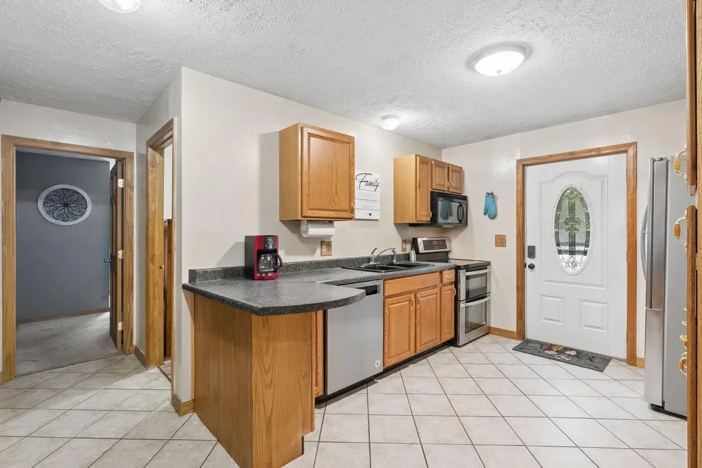 386 Gorham Road Scarborough ME 04074