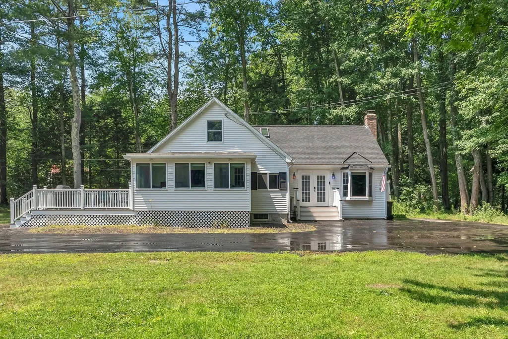386 Gorham Road Scarborough ME 04074