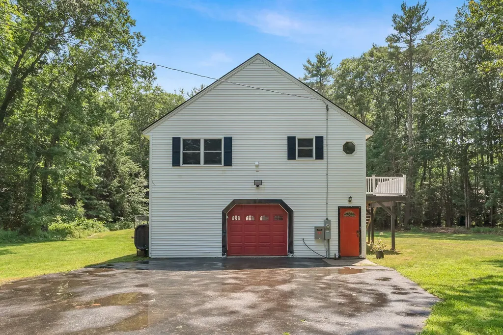 386 Gorham Road Scarborough ME 04074
