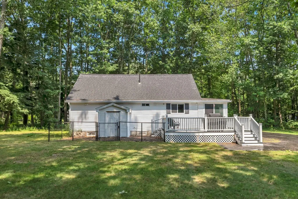 386 Gorham Road Scarborough ME 04074