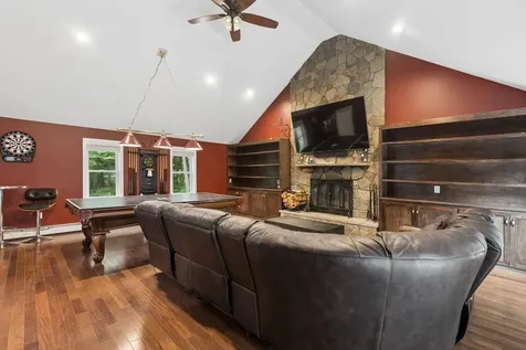 386 Gorham Road Scarborough ME 04074