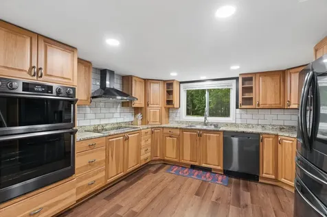 386 Gorham Road Scarborough ME 04074
